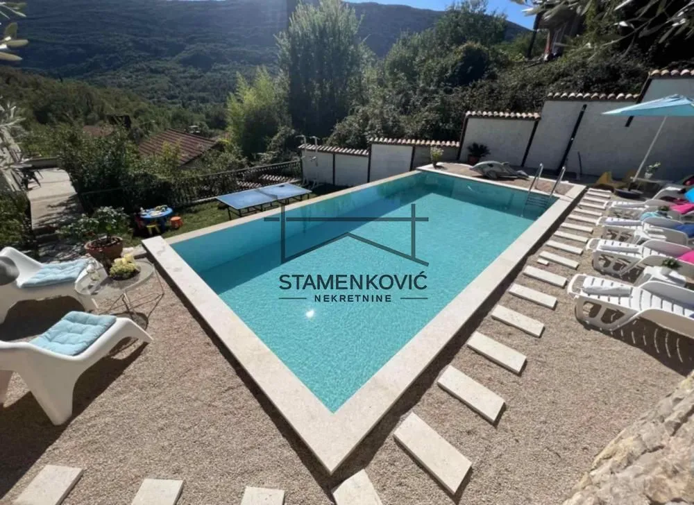 Prodaja, kuća, 302m², Herceg Novi, Crna Gora
