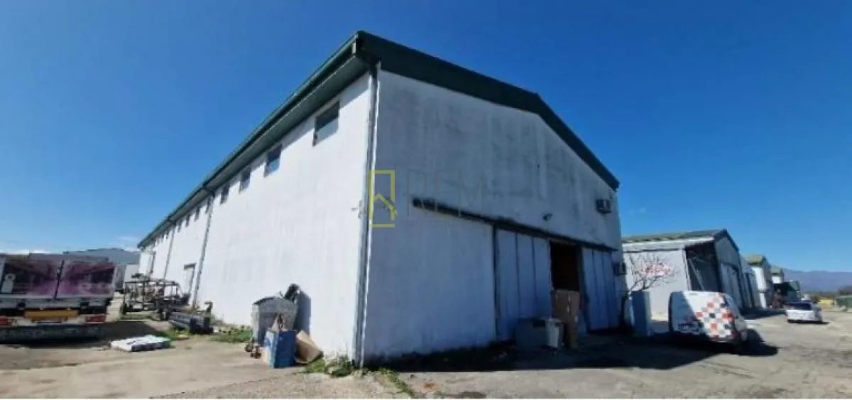 Sale, office space, 500m², Spuž, Danilovgrad