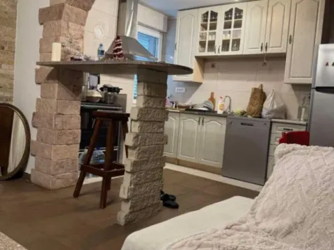 Sale, house, 180m², Zlatica, Podgorica - image 5