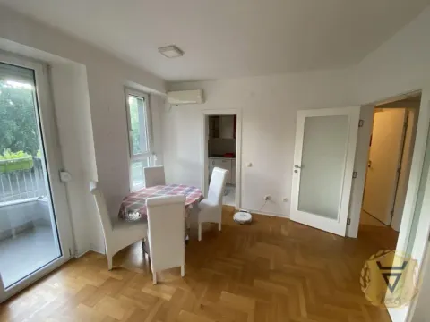 Izdavanje, dvosoban stan, 55m², Novi Beograd Blok 63, Novi Beograd Sve Podlokacije - image 2