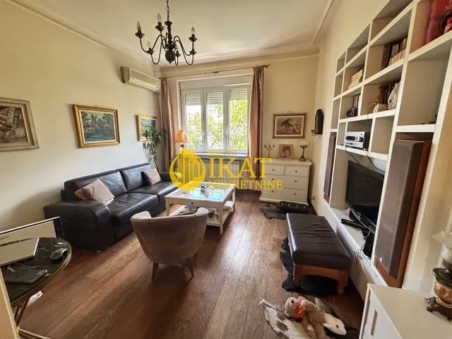 Prodaja, jednosoban stan, 43m², Stari Grad, Beograd