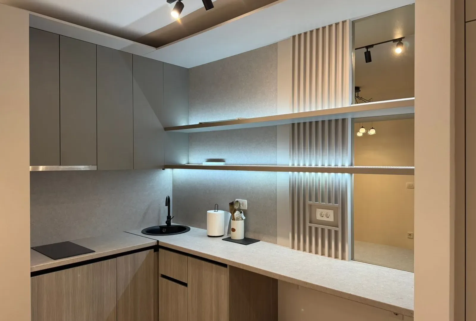 Izdavanje, jednosoban stan, 34m², Bečići, Budva