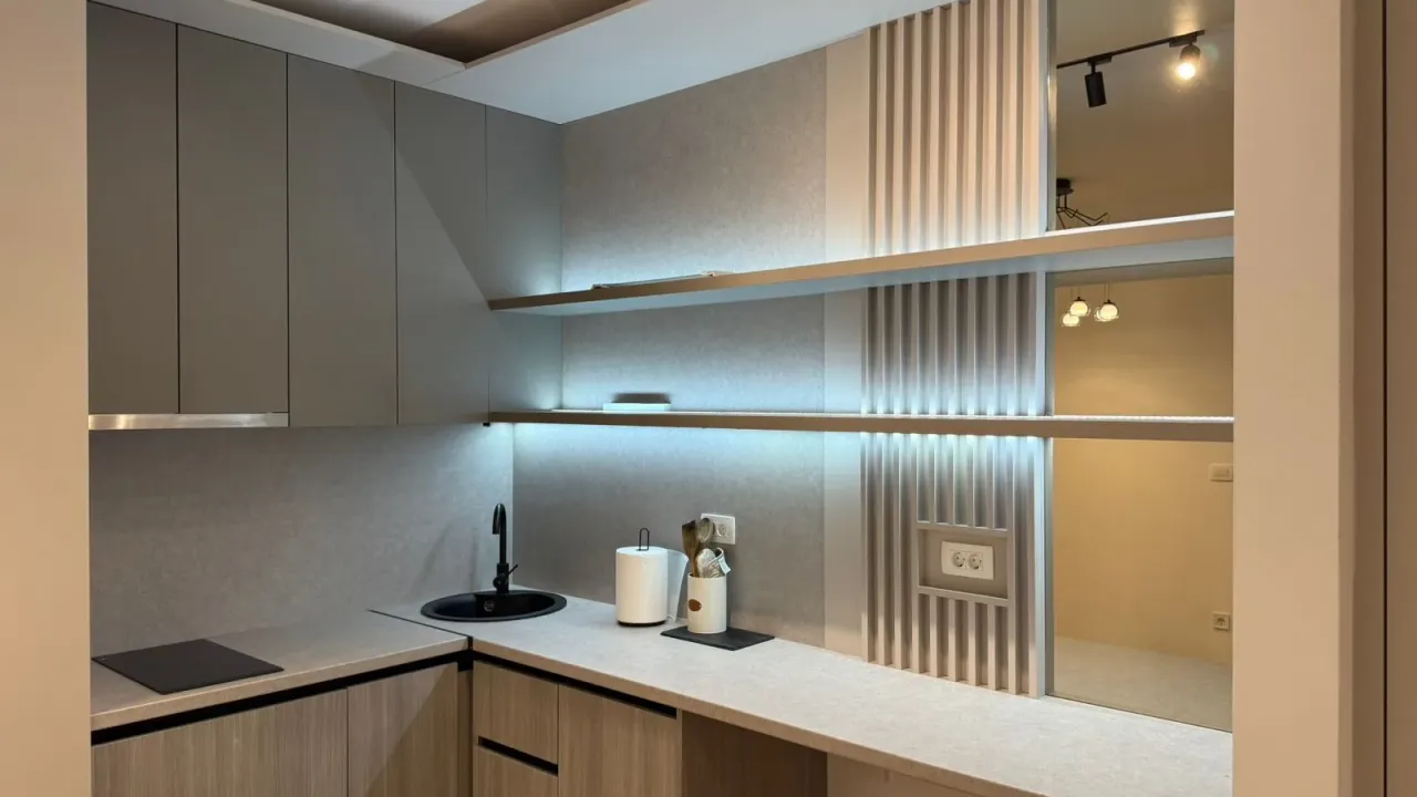 Izdavanje, jednosoban stan, 34m², Bečići, Budva