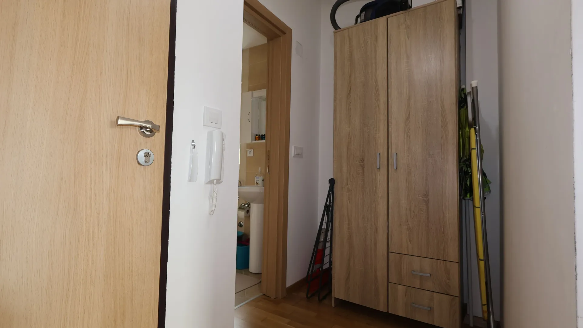 Prodaja, garsonjera, 20m², Centar, Tivat