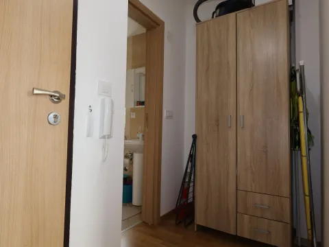 Prodaja, garsonjera, 20m², Centar, Tivat - image 6