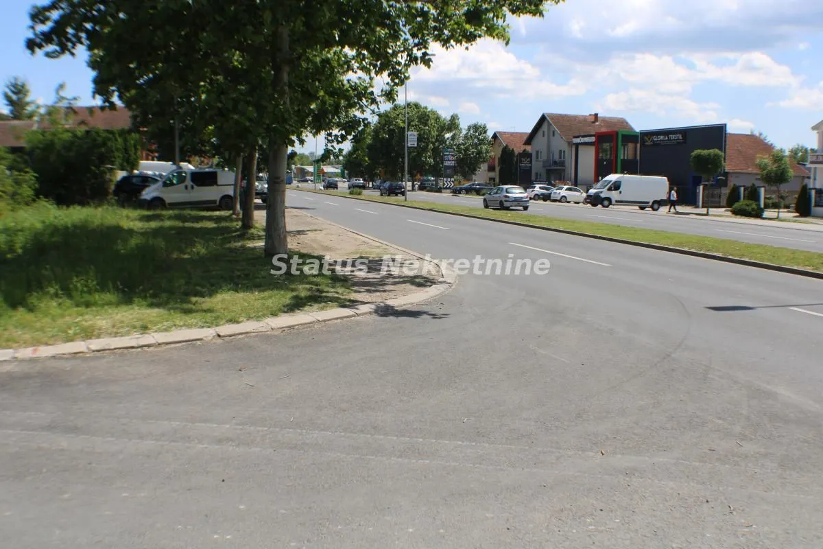 Izdavanje, plac, 4353m², Veternik, Novi Sad Sve Podlokacije