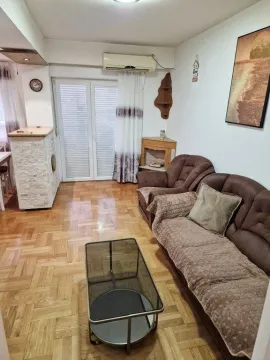 Izdavanje, dvosoban stan, 60m², Zabjelo, Podgorica - image 4