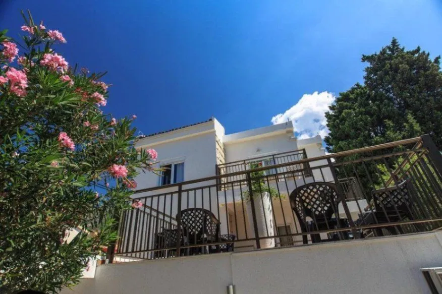 Sale, house, 376m², Sutomore, Bar