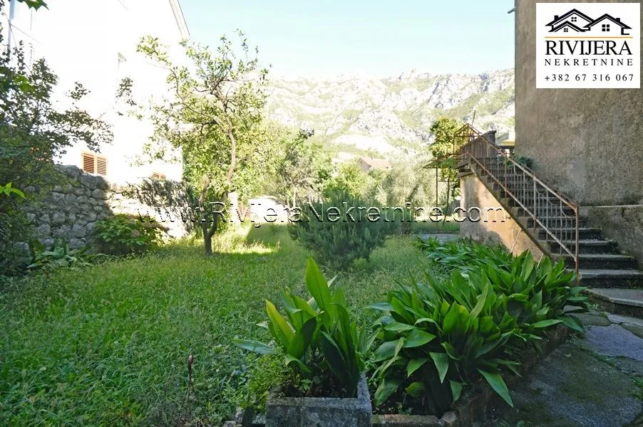 Sale, house, 350m², Risan, Kotor