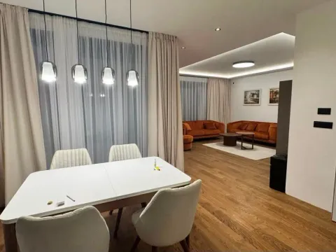 Prodaja, kuća, 225m², Gornja Gorica, Podgorica - image 5