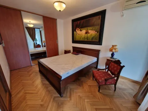 Rent, three bedroom apartment, 110m², Centar, Tivat - image 10