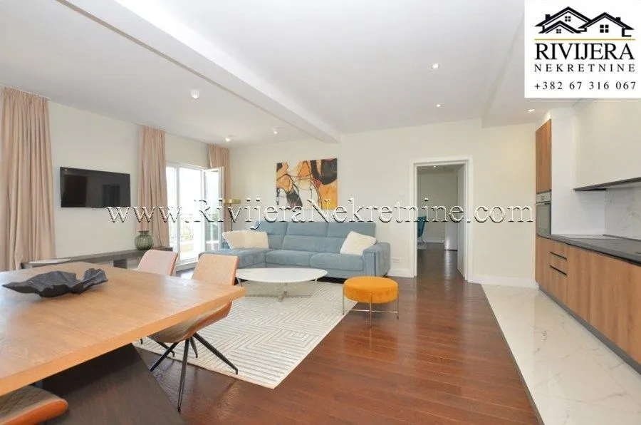 Sale, three bedroom apartment, 180m², Đenovići, Herceg Novi