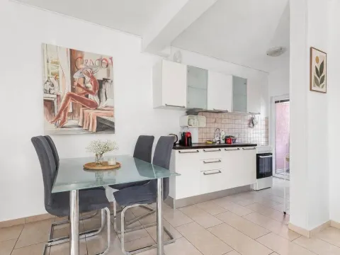 Prodaja, dvosoban stan, 51m², Donja Lastva, Tivat - image 3