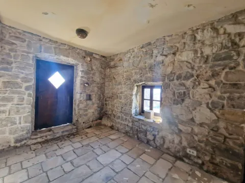 Sale, house, 370m², Sveti Stefan, Budva - image 19