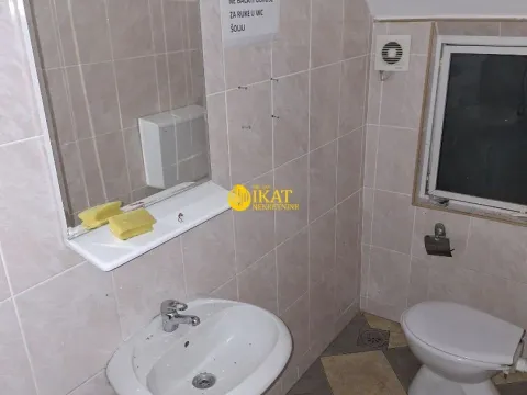 Izdavanje, poslovni prostor, 650m², Altina, Beograd - image 13