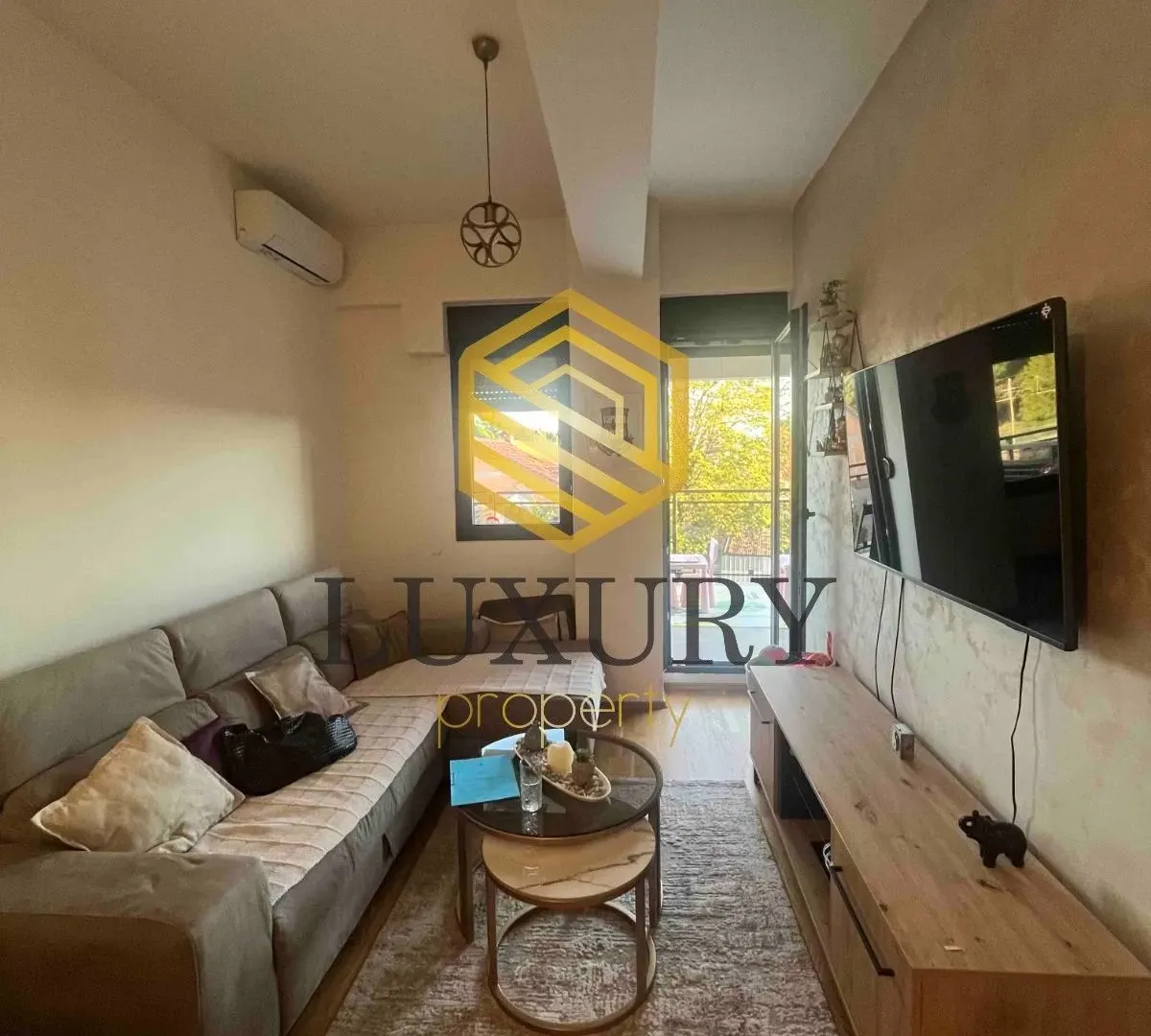 Izdavanje, jednosoban stan, 40m², Zagorič, Podgorica