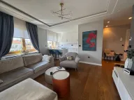 Izdavanje, dvosoban stan, 67m², Južni Bulevar, Vračar Sve Podlokacije