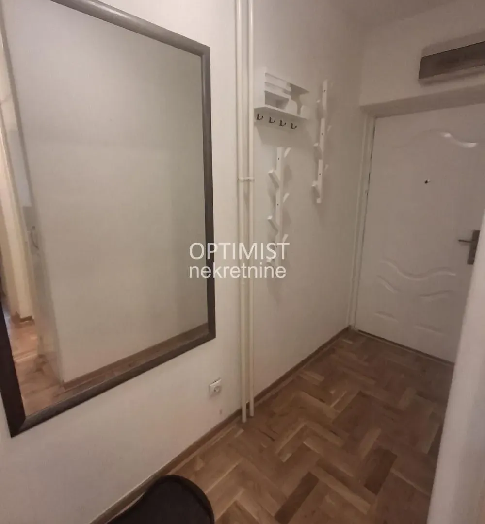 Prodaja, trosoban stan, 61m², Novi Beograd Sve Podlokacije, Beograd