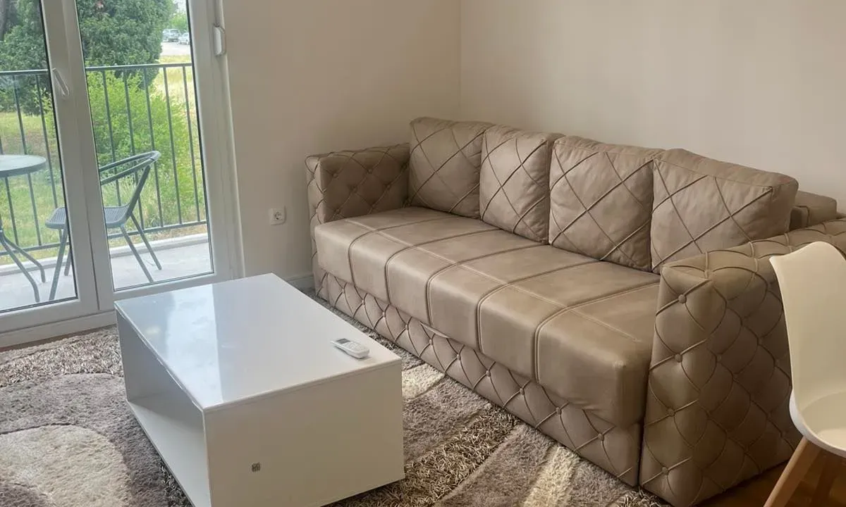 Rent, one bedroom apartment, 41m², Pobrežje, Podgorica