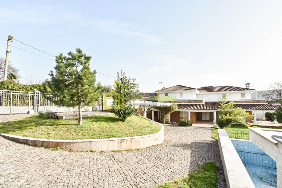 Prodaja, kuća, 230m², Mareza, Podgorica