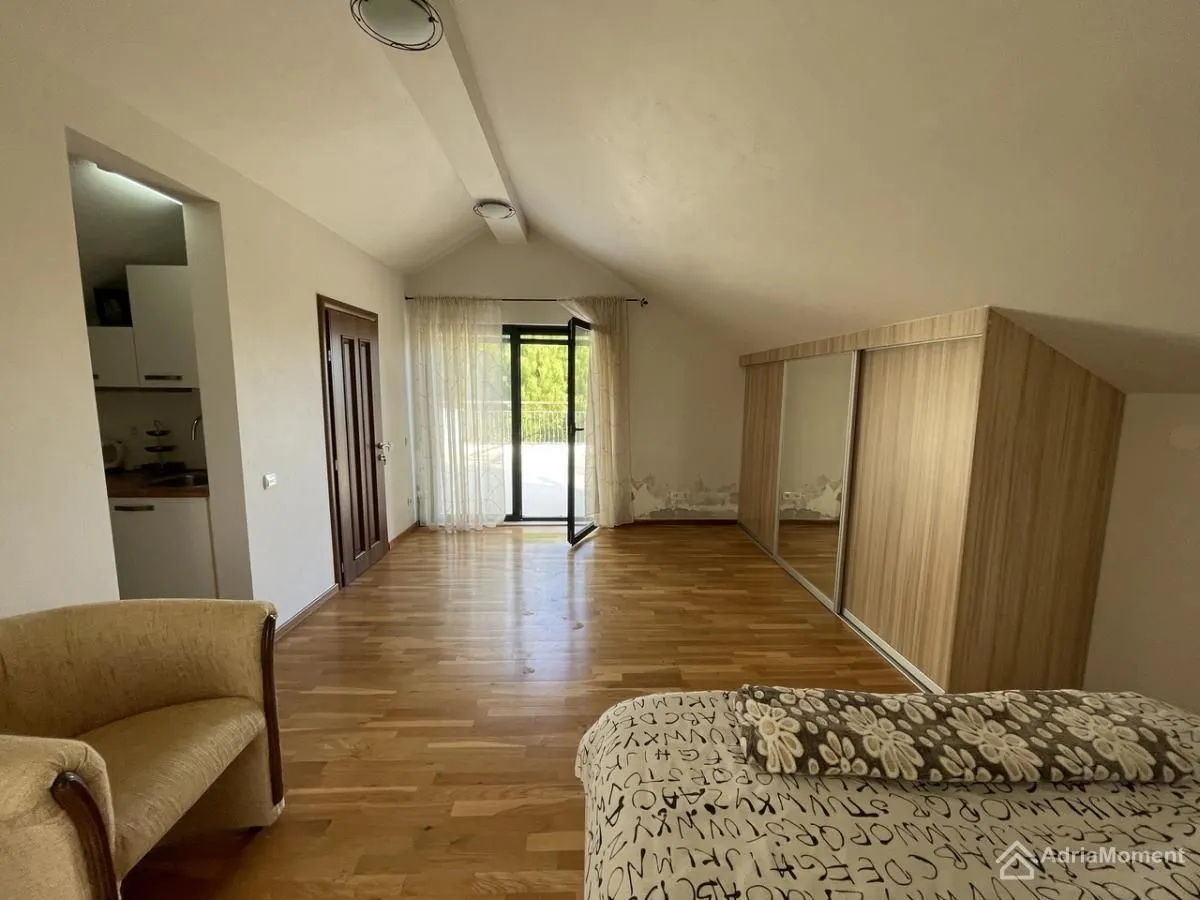 Prodaja, kuća, 201m², Topla, Herceg Novi