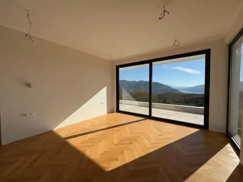 Prodaja, kuća, 189m², Herceg Novi, Crna Gora - image 4