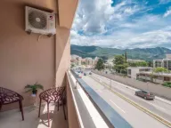 Rent, studio apartment, 27m², Bečići, Budva - image 9
