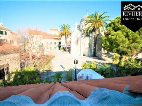 Sale, house, 280m², Centar, Herceg Novi - image 8