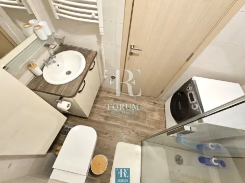 Izdavanje, jednosoban stan, 50m², City Kvart, Podgorica - image 10