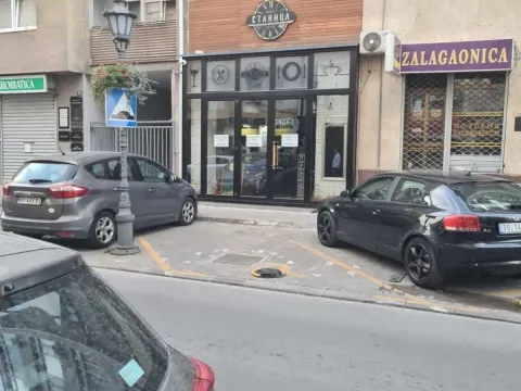 Izdavanje, poslovni prostor, 96m², Stari grad, Novi Sad - image 3