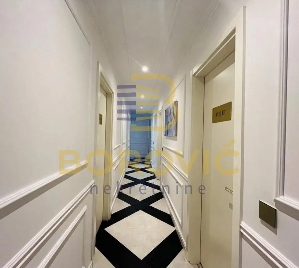 Prodaja, četvorosoban stan, 118m², Savski Venac, Beograd