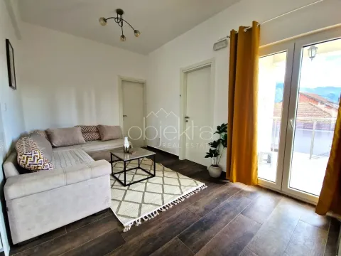 Izdavanje, stan, 60m², Tivat, Crna Gora - image 2