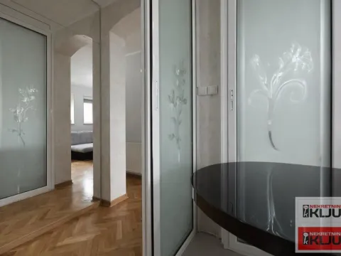Prodaja, trosoban stan, 78m², Centar, Novi Sad - image 6