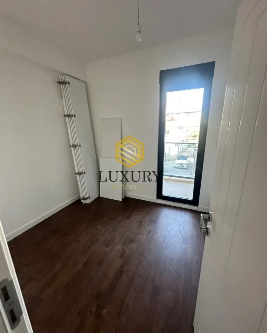 Izdavanje, dvosoban stan, 56m², Zabjelo, Podgorica