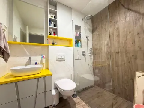 Prodaja, dvosoban stan, 63m², City Kej, Podgorica - image 8