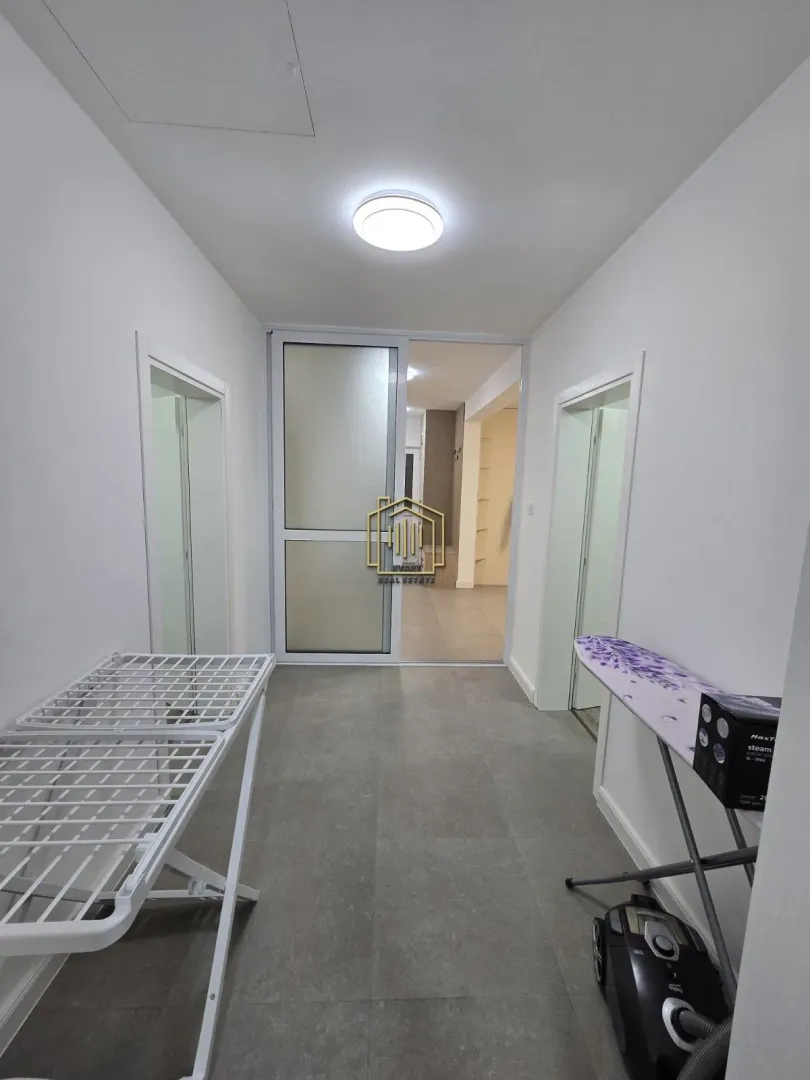 Izdavanje, dvosoban stan, 100m², Zabjelo, Podgorica