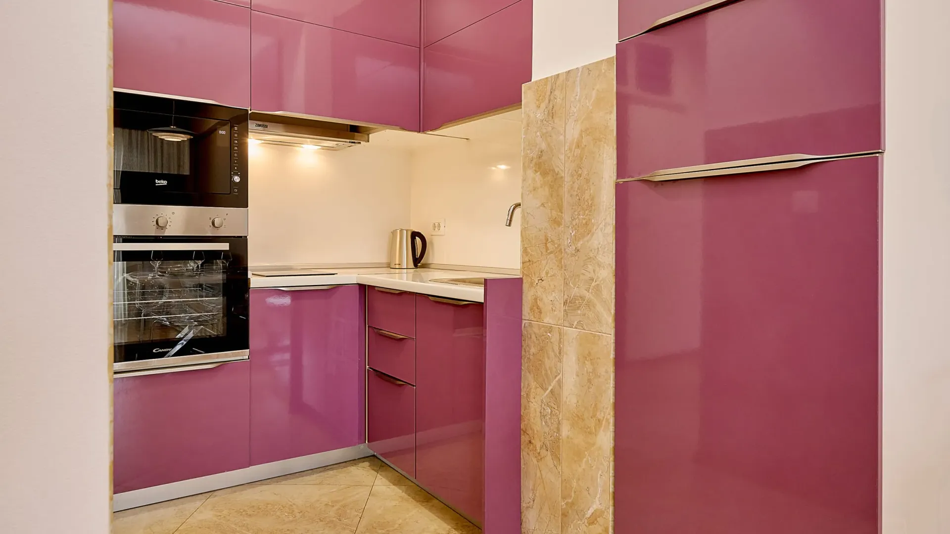 Rent, two bedroom apartment, 50m², Bečići, Budva