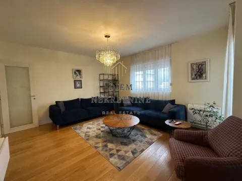 Izdavanje, trosoban stan, 95m², Central Point, Podgorica - image 13