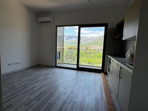 Sale, one bedroom apartment, 40m², Centar, Bar - image 7