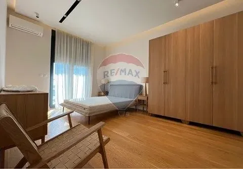 Izdavanje, trosoban stan, 140m², Kruševac, Podgorica - image 16