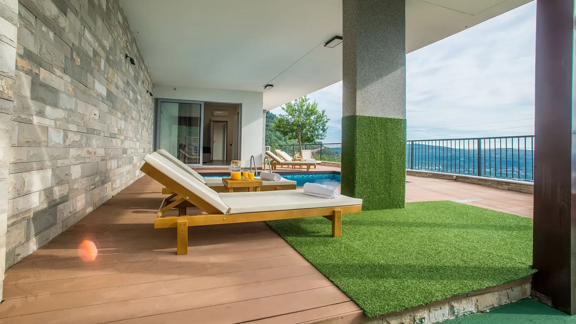Sale, house, 255m², Kavač, Kotor