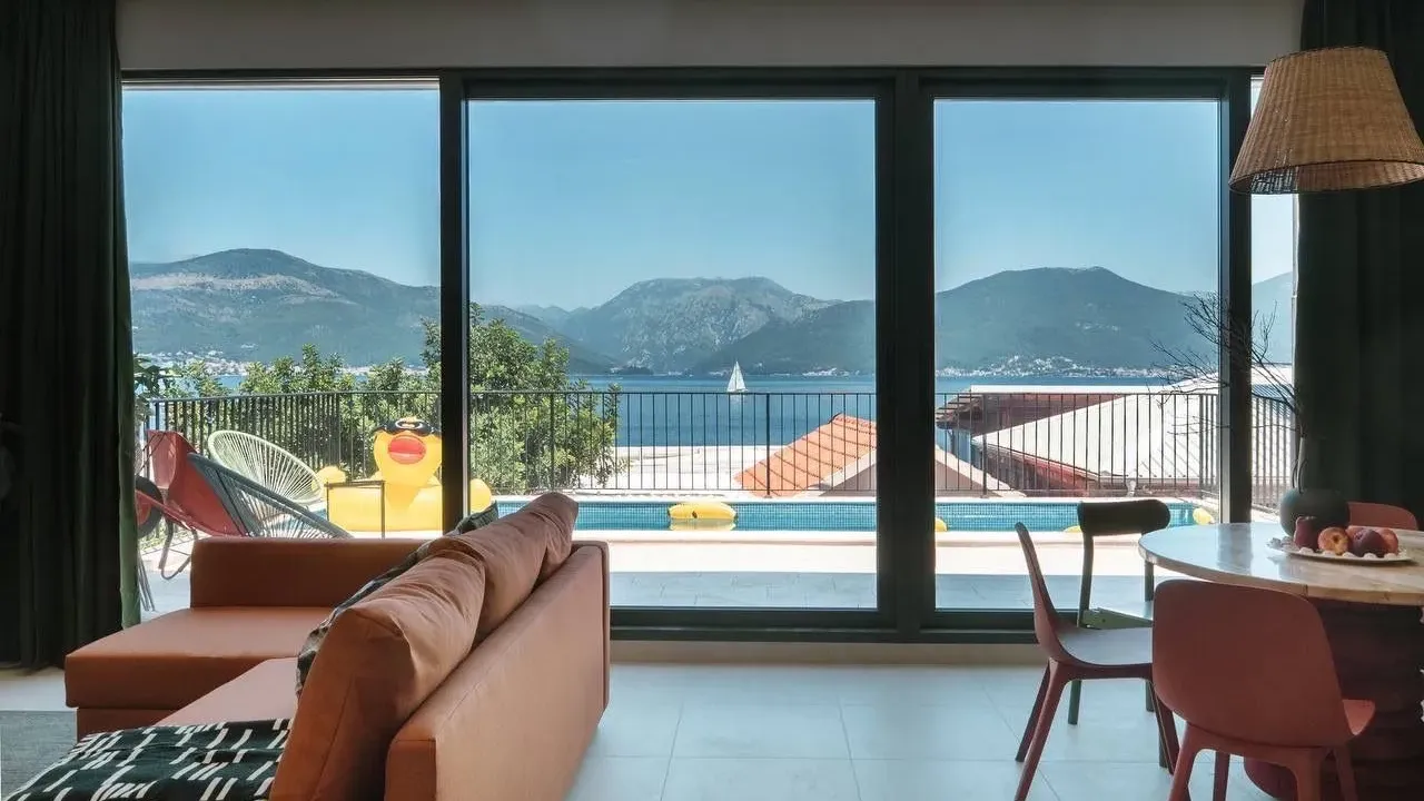 Sale, house, 200m², Krašići, Tivat