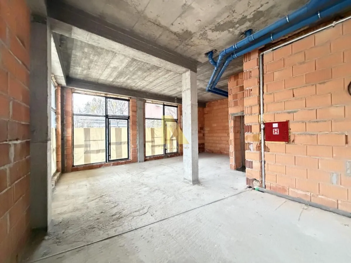 Rent, office space, 220m², Sajmište, Novi Sad