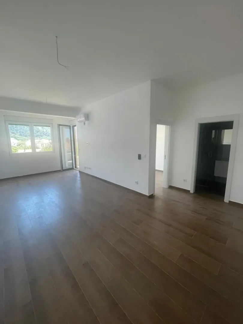 Prodaja, jednosoban stan, 46m², Rozino, Budva