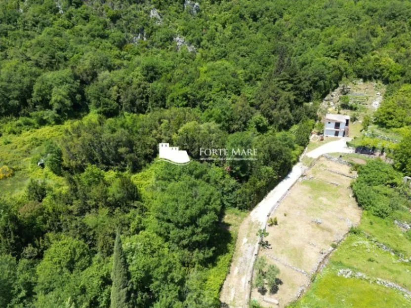 Prodaja, plac, 718m², Trebesinj, Herceg Novi
