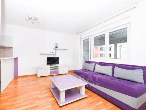 Rent, studio apartment, 34m², Stari Aerodrom, Podgorica - image 4