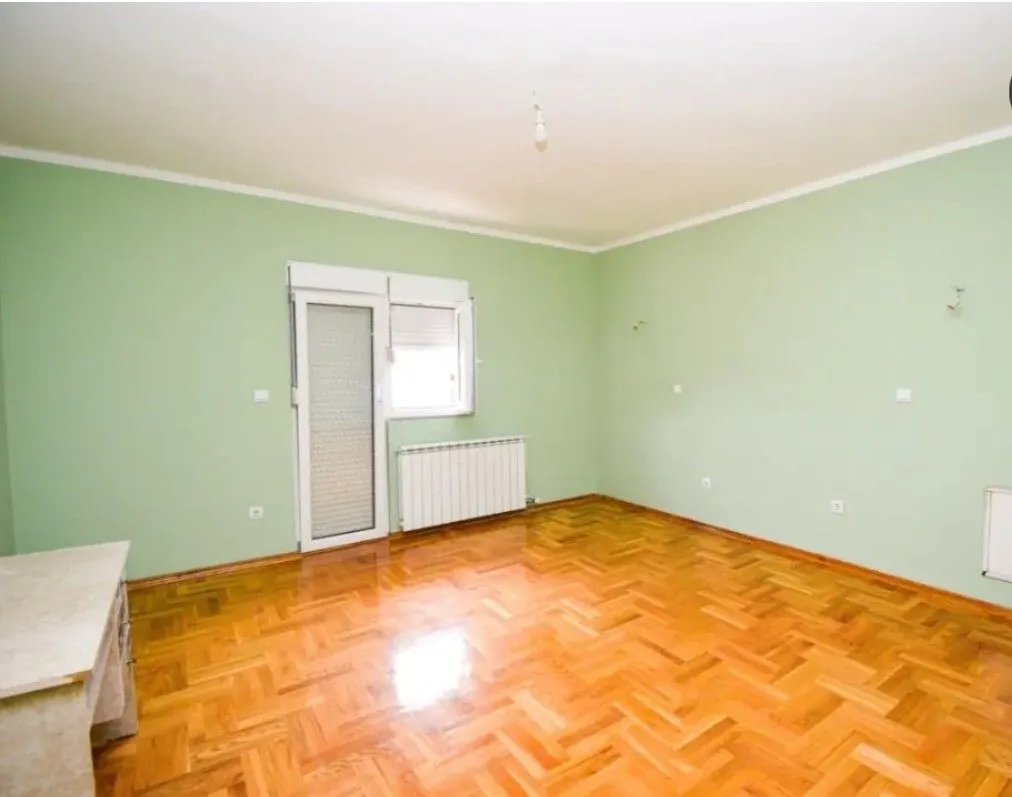 Prodaja, kuća, 369m², Donja Gorica, Podgorica