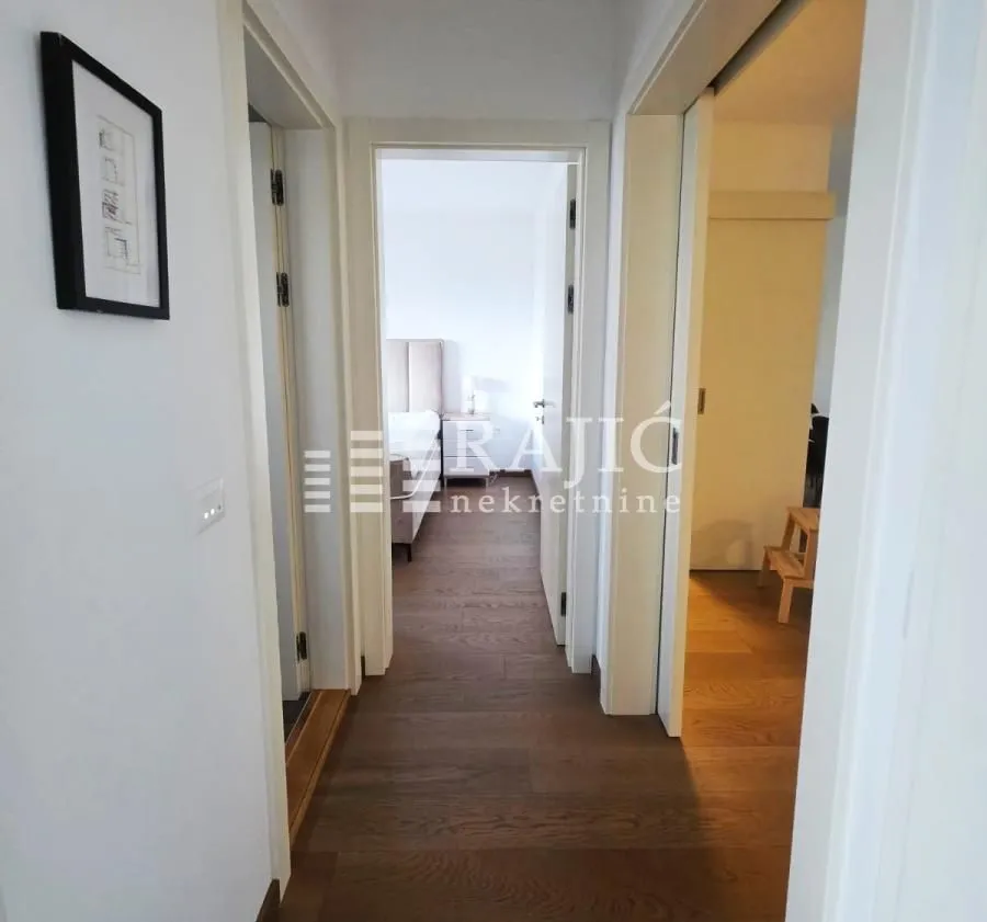 Izdavanje, četvorosoban stan, 80m², Tašmajdan, Palilula Sve Podlokacije