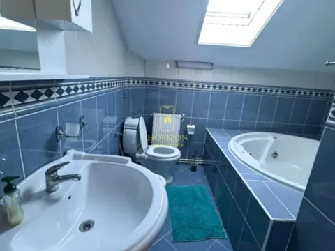 Izdavanje, kuća, 250m², Zagorič, Podgorica - image 5