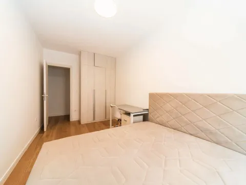 Rent, two bedroom apartment, 75m², Central Point, Podgorica - image 3
